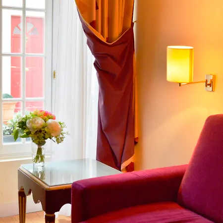 מלון Renoir Montparnasse 3*