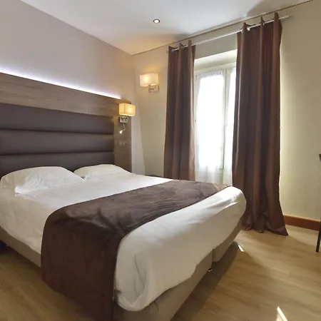 מלון Renoir Montparnasse 3*