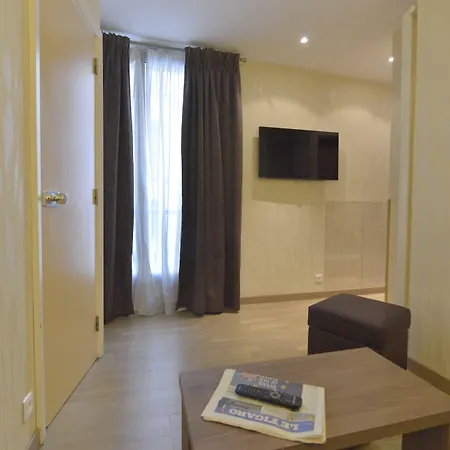 Renoir Montparnasse 3* باريس