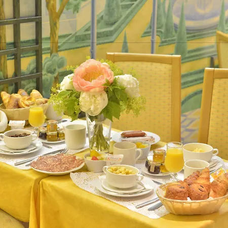 Renoir Montparnasse 3*