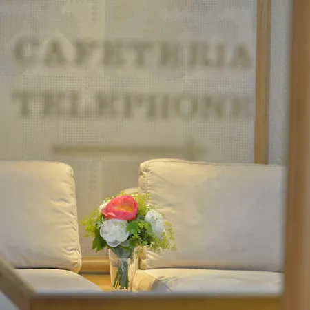 فندق Renoir Montparnasse باريس