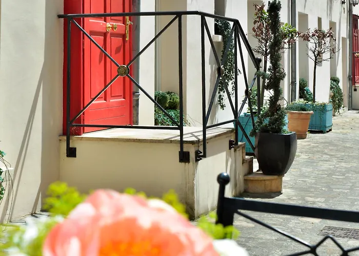 Renoir Montparnasse 3*