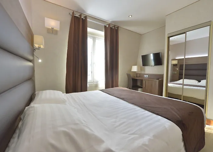 Renoir Montparnasse 3*