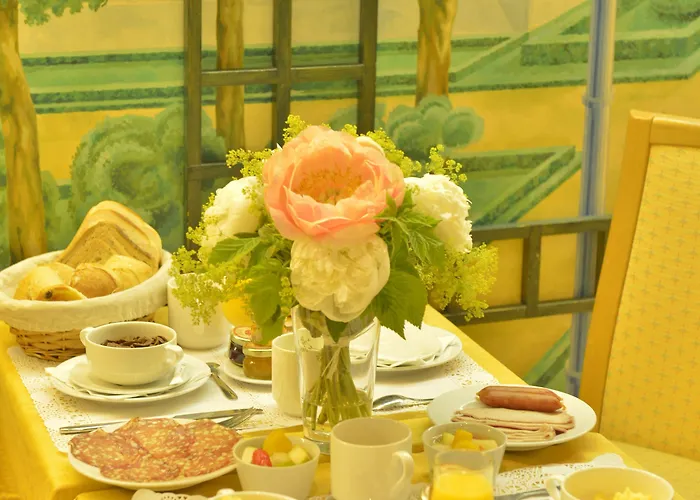 Hotel Renoir Montparnasse 3*