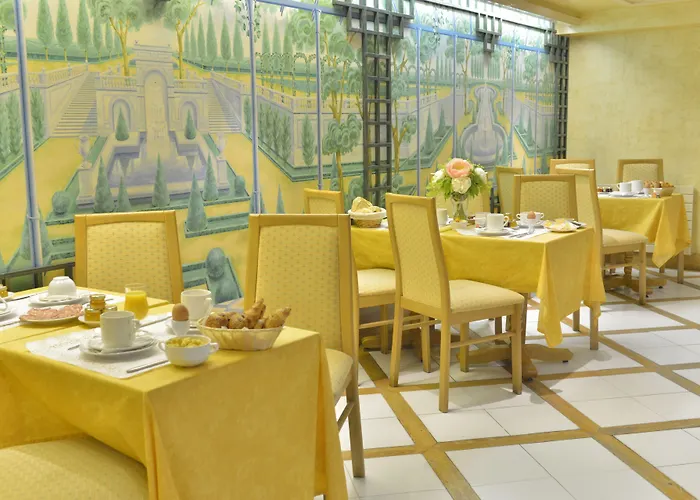 Renoir Montparnasse Hotel París