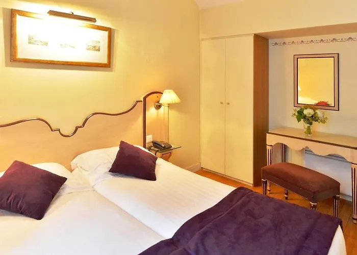 Hotel Renoir Montparnasse 3*