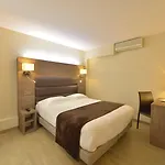 호텔 르누아르 몽파르나스 3*