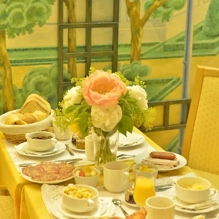 Hotel Renoir Montparnasse 3*