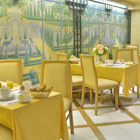 Renoir Montparnasse Hotel París