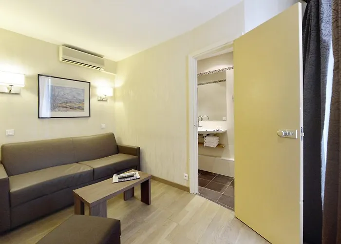 Hotell Renoir Montparnasse 3*